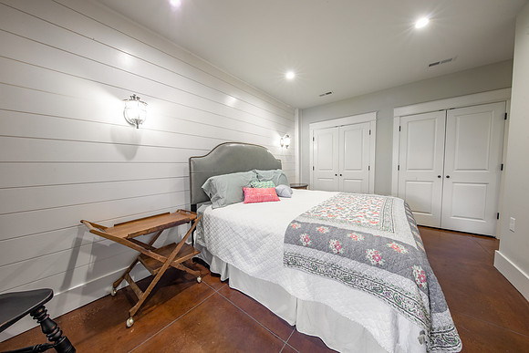 2131 Lookout-085