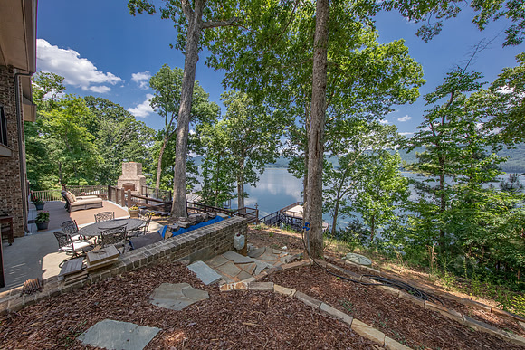 2131 Lookout-016