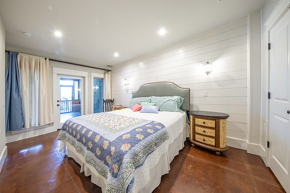 2131 Lookout-084