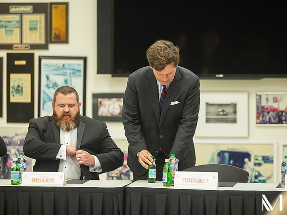 I06A5353