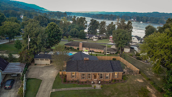 6105 Spring Creek-22