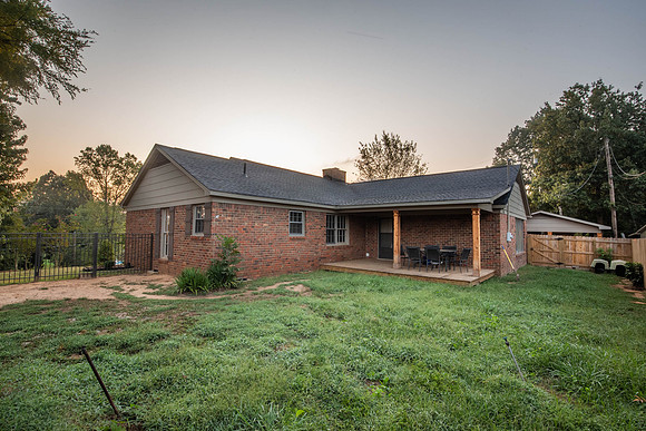 6105 Spring Creek-19