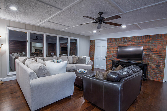 6105 Spring Creek-51
