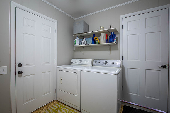 6105 Spring Creek-68