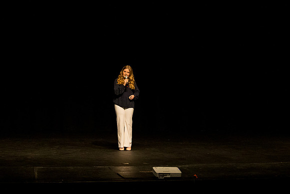 talent-0235