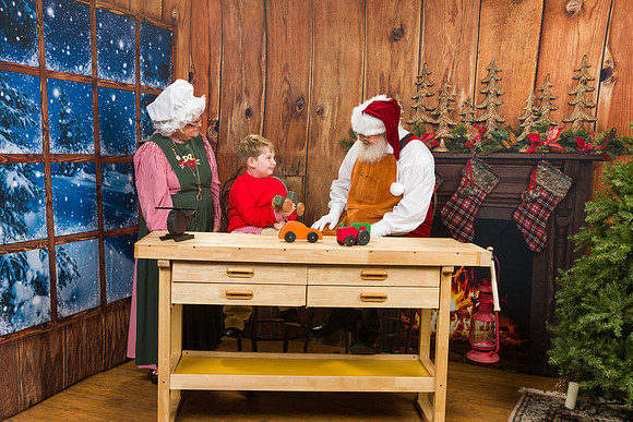 Santa Minis ferguson 2022-0025