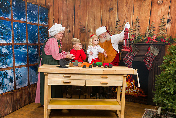 Santa Minis ferguson 2022-0038