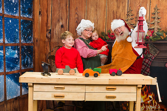 Santa Minis ferguson 2022-0074