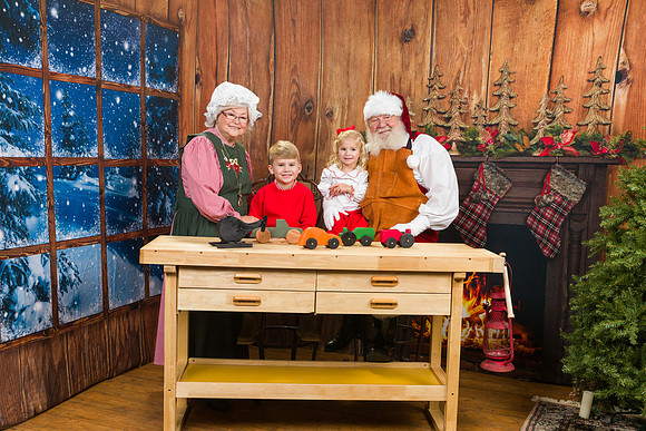 Santa Minis ferguson 2022-0032