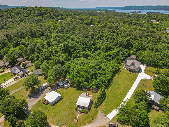dji_fly_20240502_122704_525_1714670847302_photo