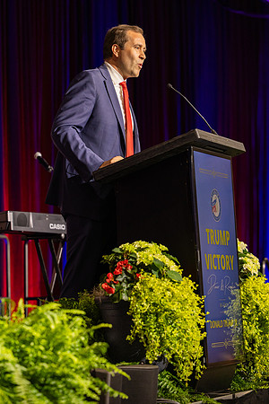 TrumpJR-0255