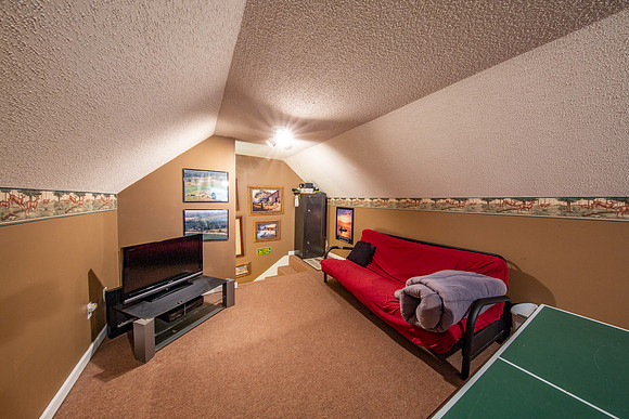 243 Parkway-37