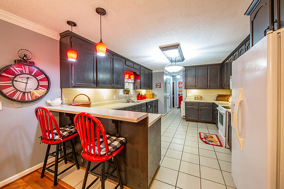 243 Parkway-29