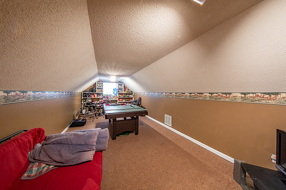 243 Parkway-35