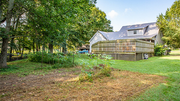 243 Parkway-20