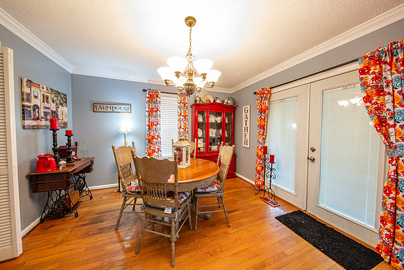 243 Parkway-38