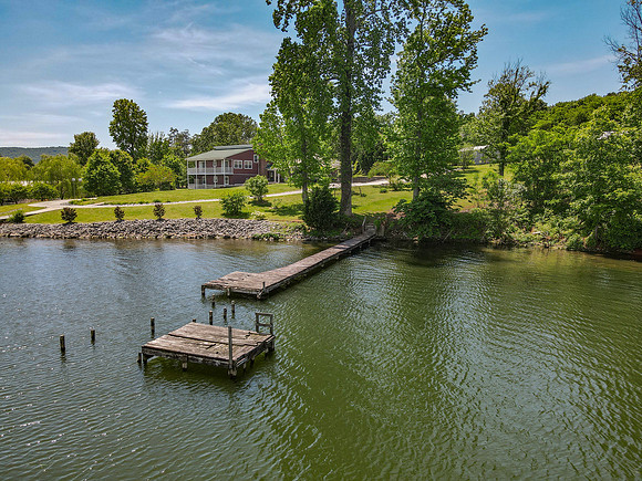 dji_fly_20240502_122502_520_1714670746923_photo
