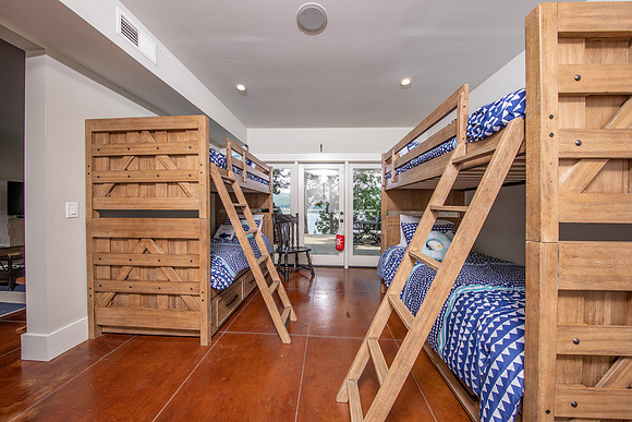 2131 Lookout-078