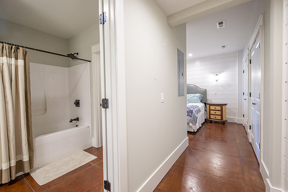 2131 Lookout-083