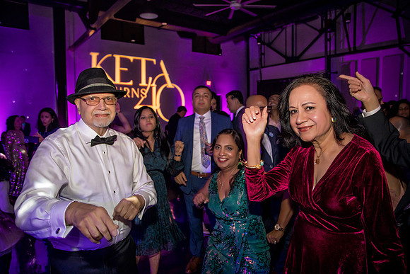 Sigh3528-237