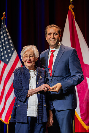 Whitt6536-435