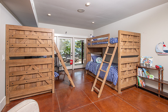 2131 Lookout-079