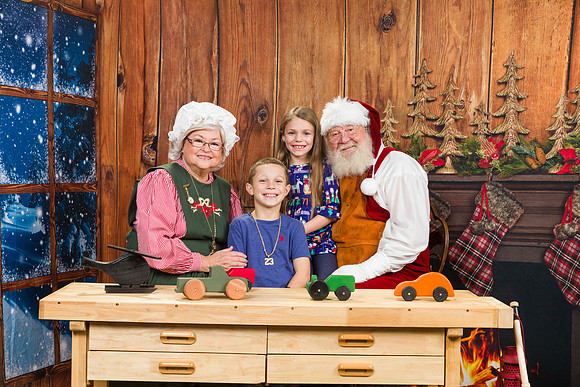Santa Minis ferguson 2022-0249