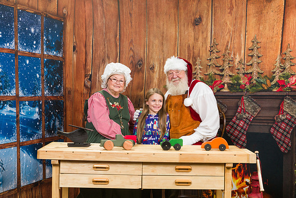 Santa Minis ferguson 2022-0240