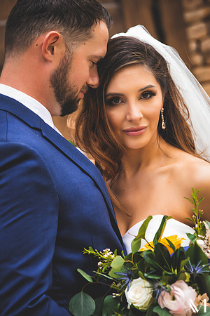 Adhami2427-351