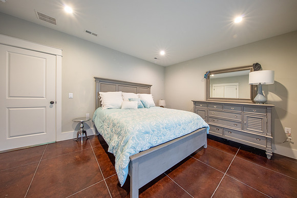 2131 Lookout-093