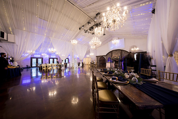 Hall2366-210
